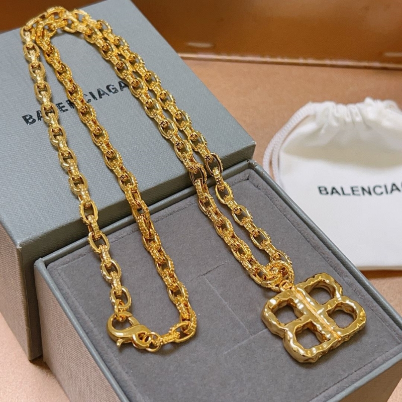 Ba1en*iaga necklaces